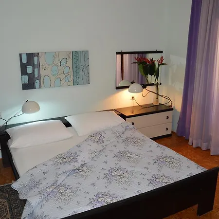 Apartman Hous Mira *